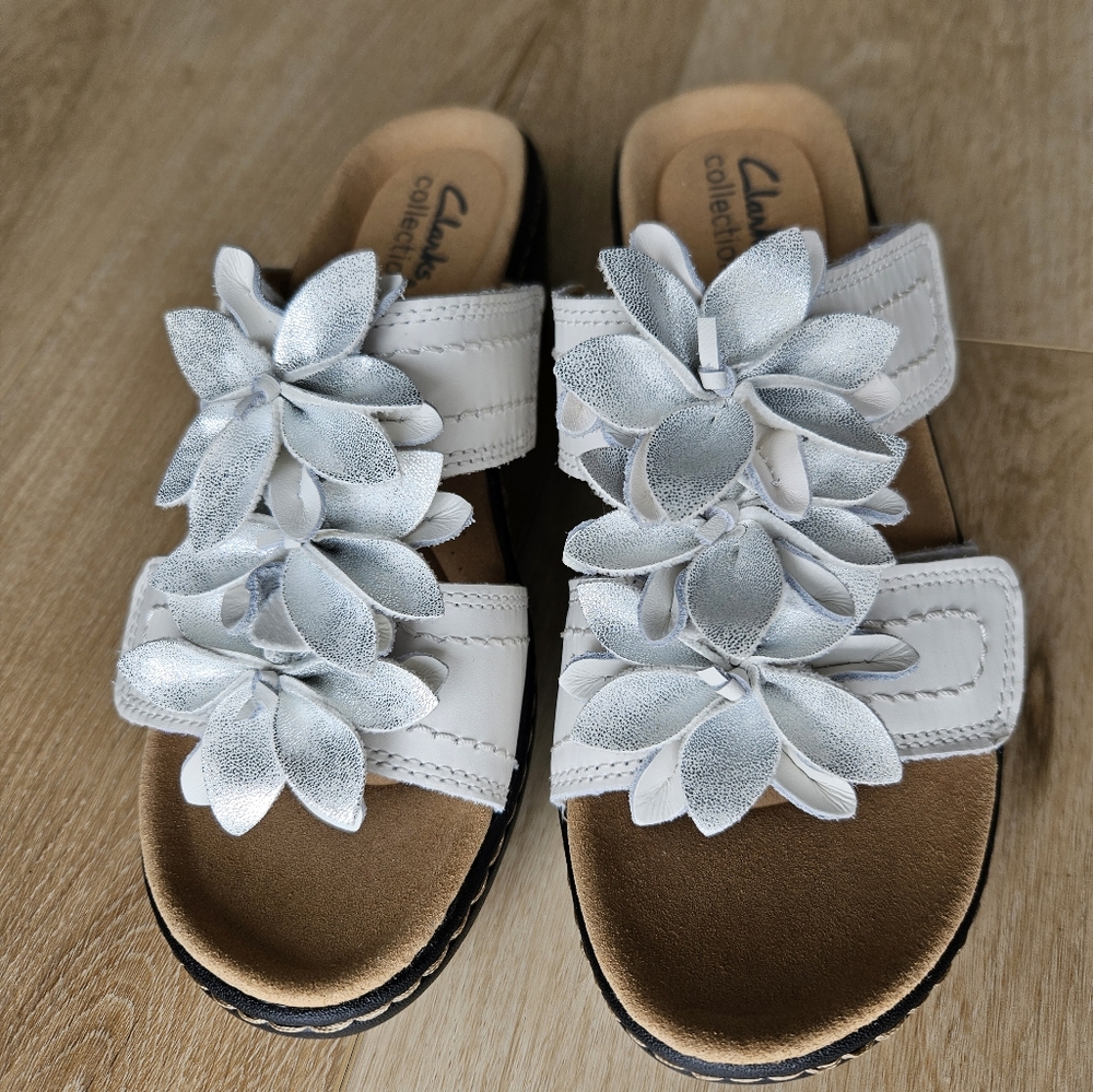 Clarks White Floral Slip-On Sandals